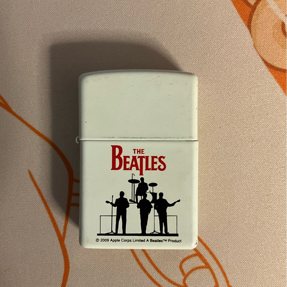 Beatles zippo